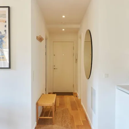 아파트 Stunning 2 Bedroom On Nyhavn With Private Balcony